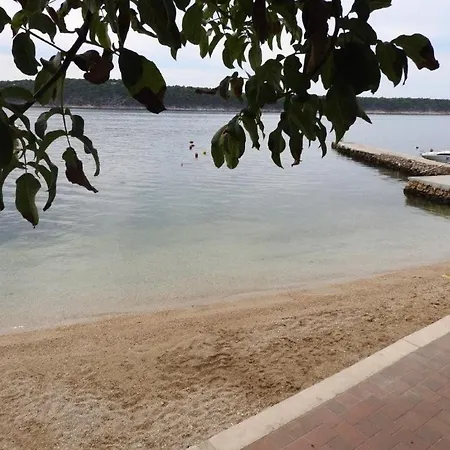 Leilani Rab Apartamento