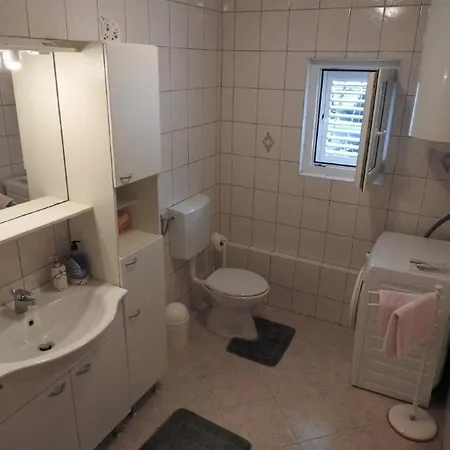 Leilani Rab Barbat na Rabu