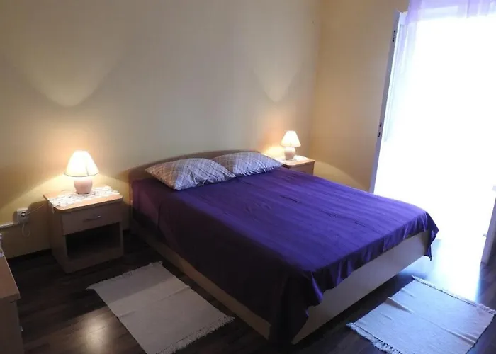 Leilani Rab Apartamento *